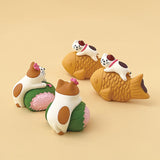 Decole Concombre Figurine - Sakura Viewing Party - Taiyaki Cat