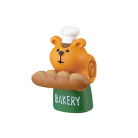 Decole Concombre Figurine - Bread & Coffee Shop - Baker Squirrel