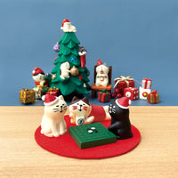 Decole Concombre Figurine - Christmas Party - Having Tea